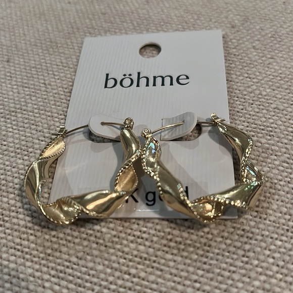 FRANCES GOLD TWISTED HOOP EARRINGS/NWT - Picture 3 of 5